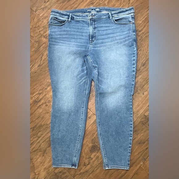 Old navy plus size high rise super skinny jeans light Wash pockets stretchy 24w - Picture 1 of 10